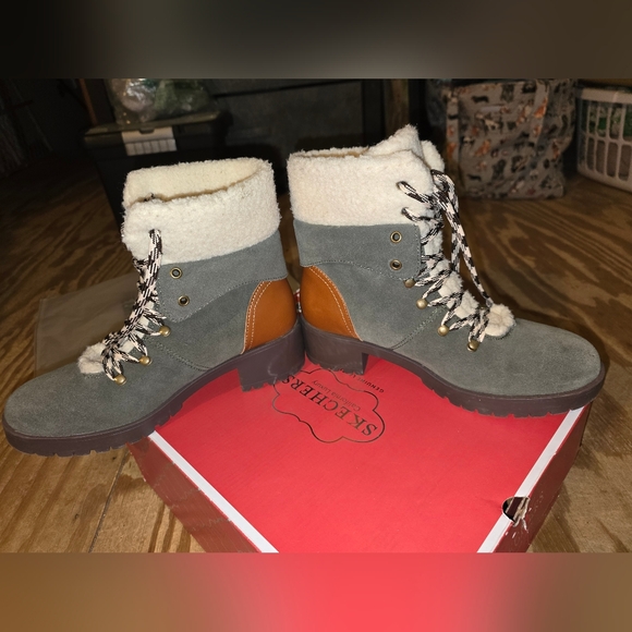 Skechers Women's Trail Troop Green And Brown Winter Boots - Picture 5 of 9